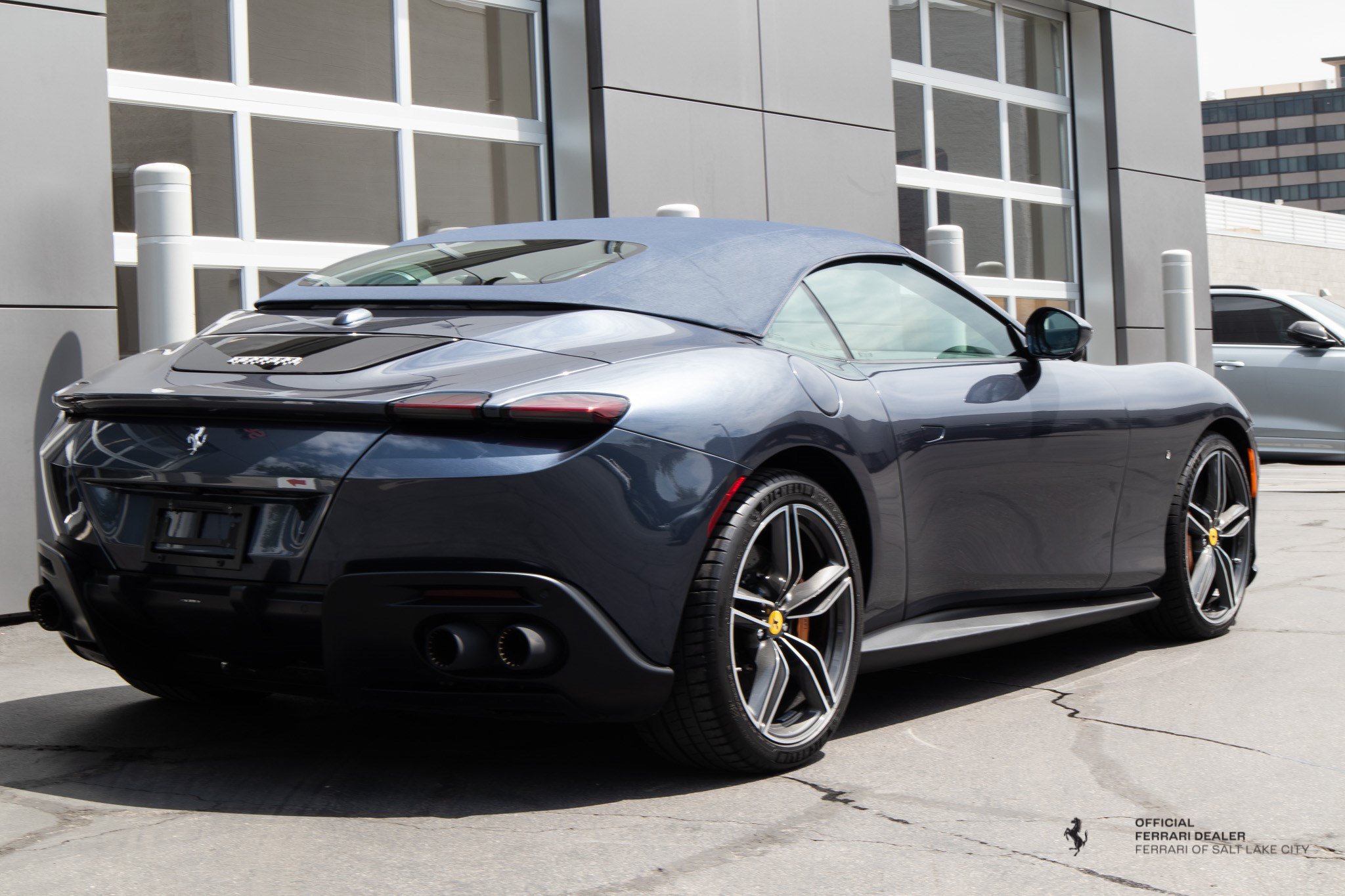 Used 2025 Ferrari Roma Spider RWD image 6