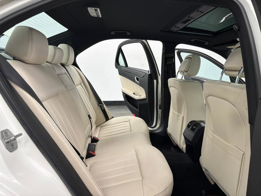 Used 2014 Mercedes-Benz E 350 4MATIC Sedan w/ Premium 1 Package image 33