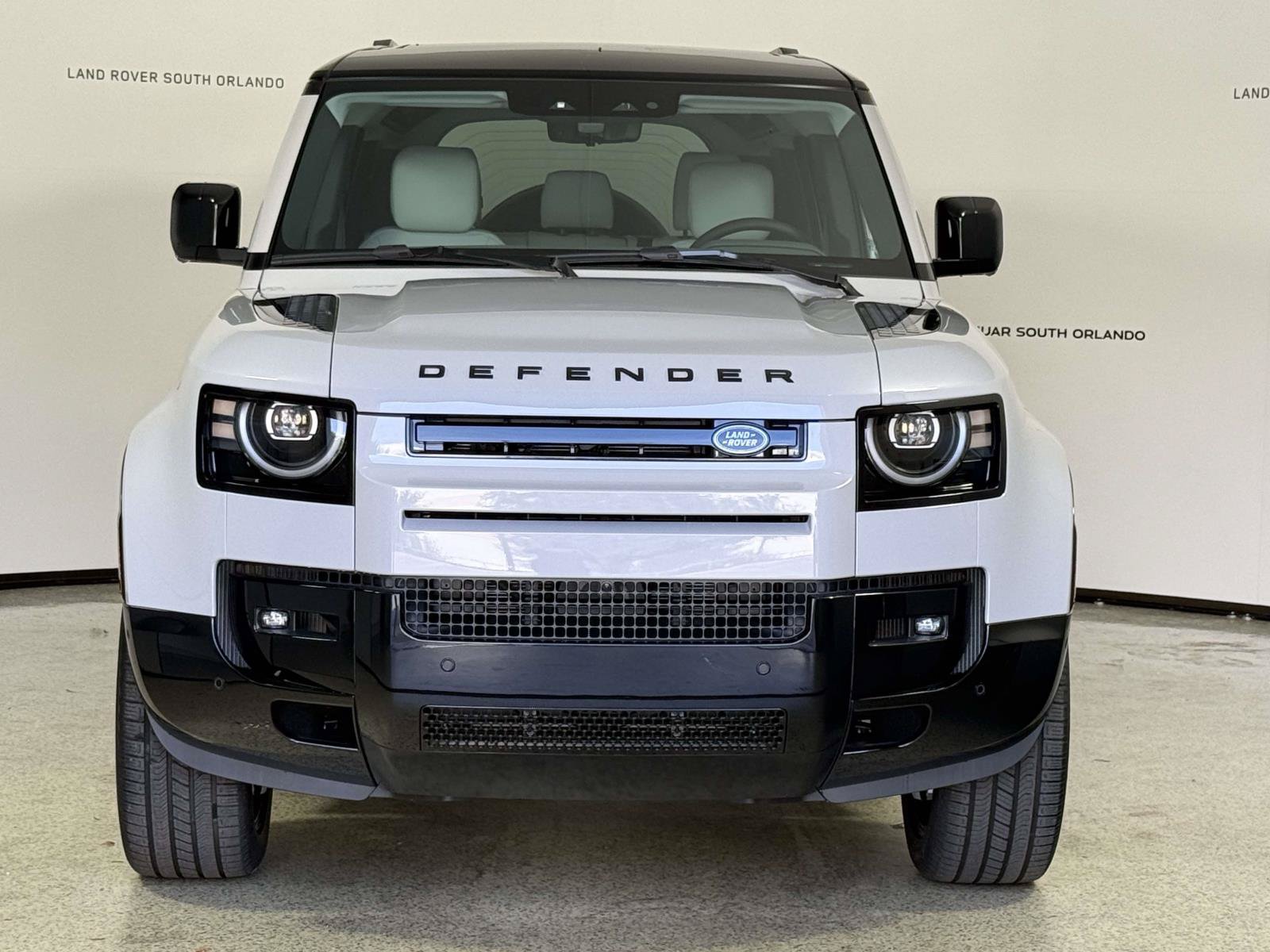 New 2026 Land Rover Defender 110 X-Dynamic SE AWD/4WD image 8