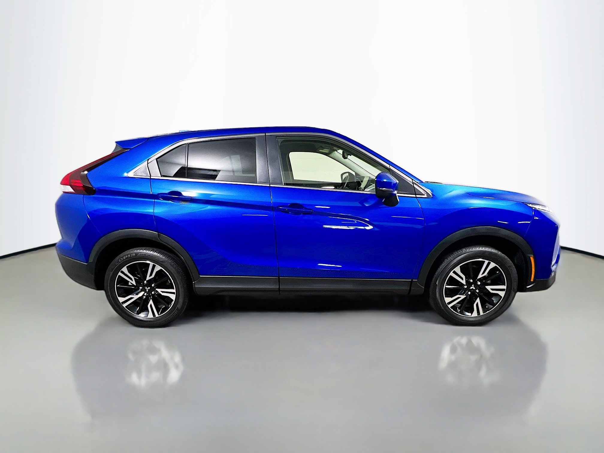 Used 2025 Mitsubishi Eclipse Cross Black Edition AWD/4WD image 3