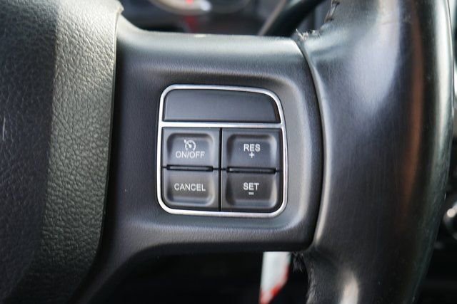 Used 2018 RAM 3500 SLT w/ Luxury Group image 17