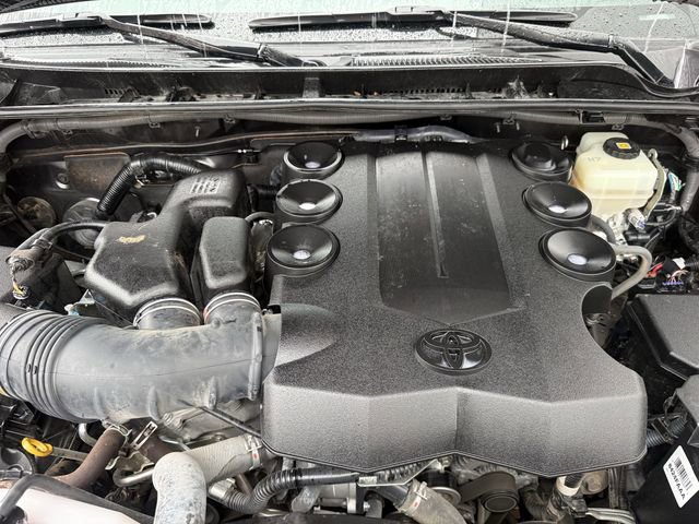 Used 2018 Toyota 4Runner Limited AWD/4WD image 35