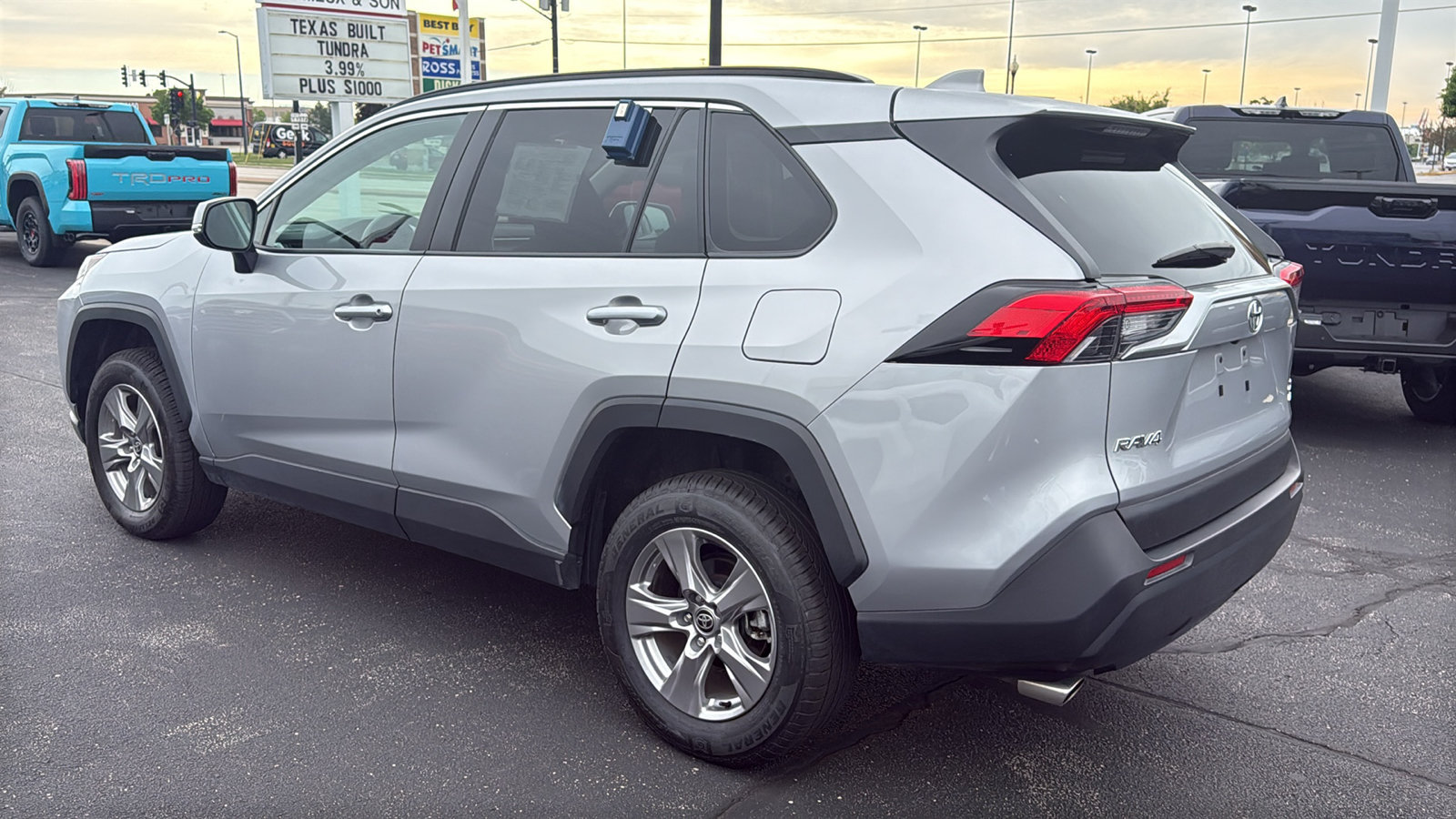 Certified 2025 Toyota RAV4 XLE AWD/4WD image 5