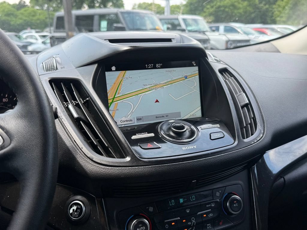 Used 2017 Ford Escape Titanium AWD/4WD image 16