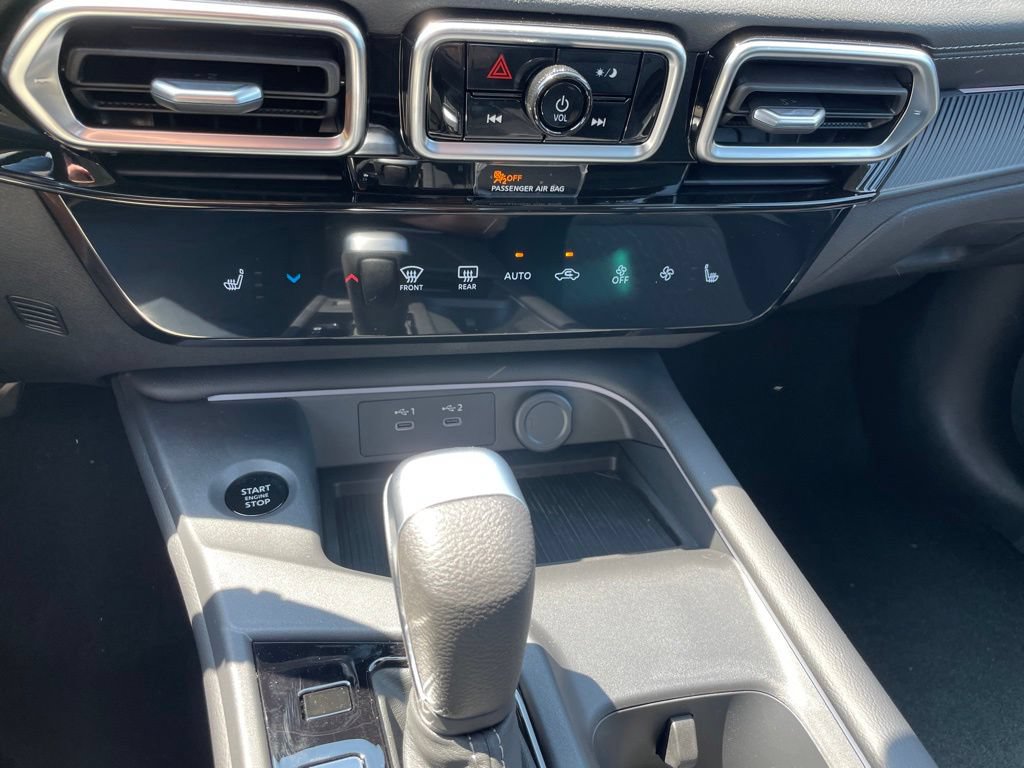 New 2026 Nissan Sentra SV w/ SV Convenience Package FWD image 15
