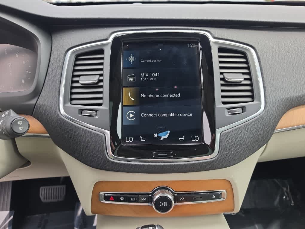 Used 2021 Volvo XC90 T6 Momentum w/ Climate Package AWD/4WD image 19