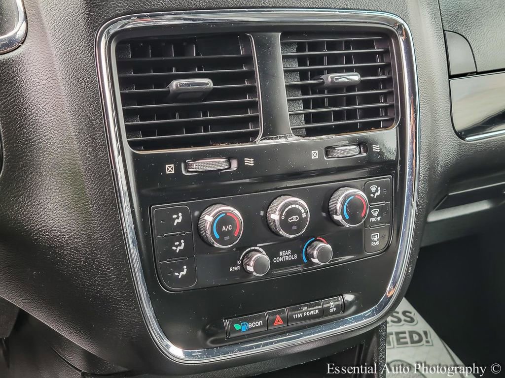 Used 2018 Dodge Grand Caravan SXT w/ Blacktop Package image 20