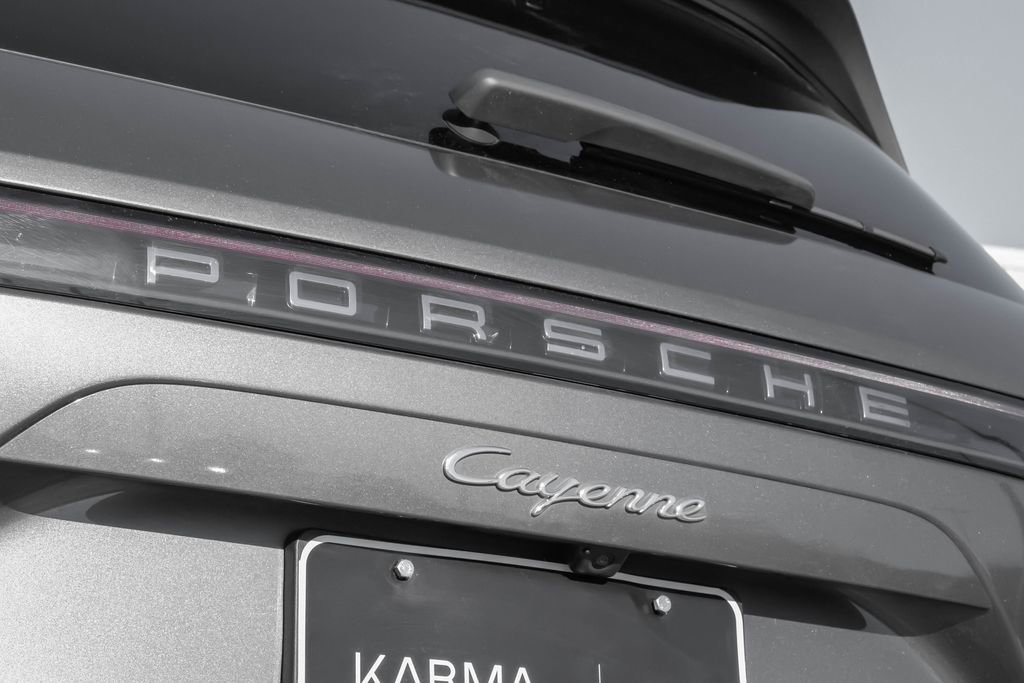 Used 2019 Porsche Cayenne image 64
