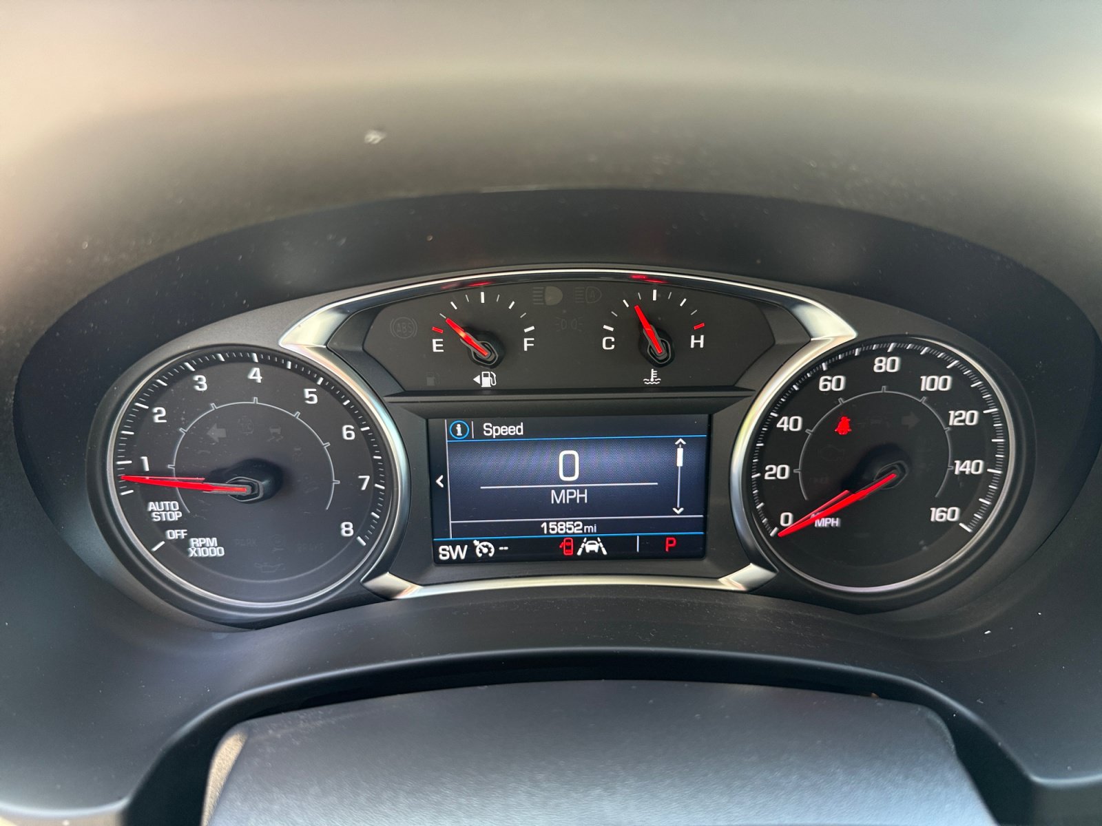Used 2023 GMC Terrain SLE w/ Driver Convenience Package FWD image 11