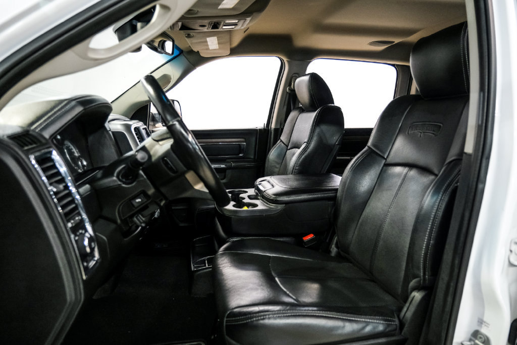 Used 2018 RAM 1500 Laramie AWD/4WD image 26