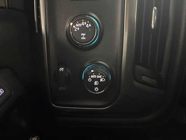 Used 2018 Chevrolet Silverado 1500 LTZ w/ Sport Package image 45