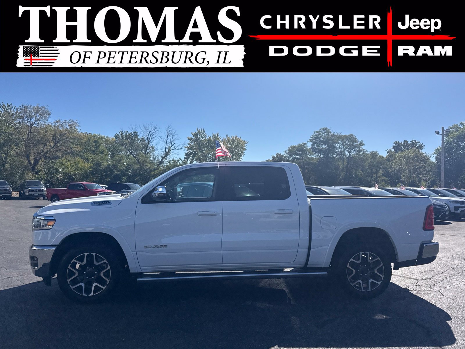 Used 2025 RAM 1500 Laramie AWD/4WD image 4