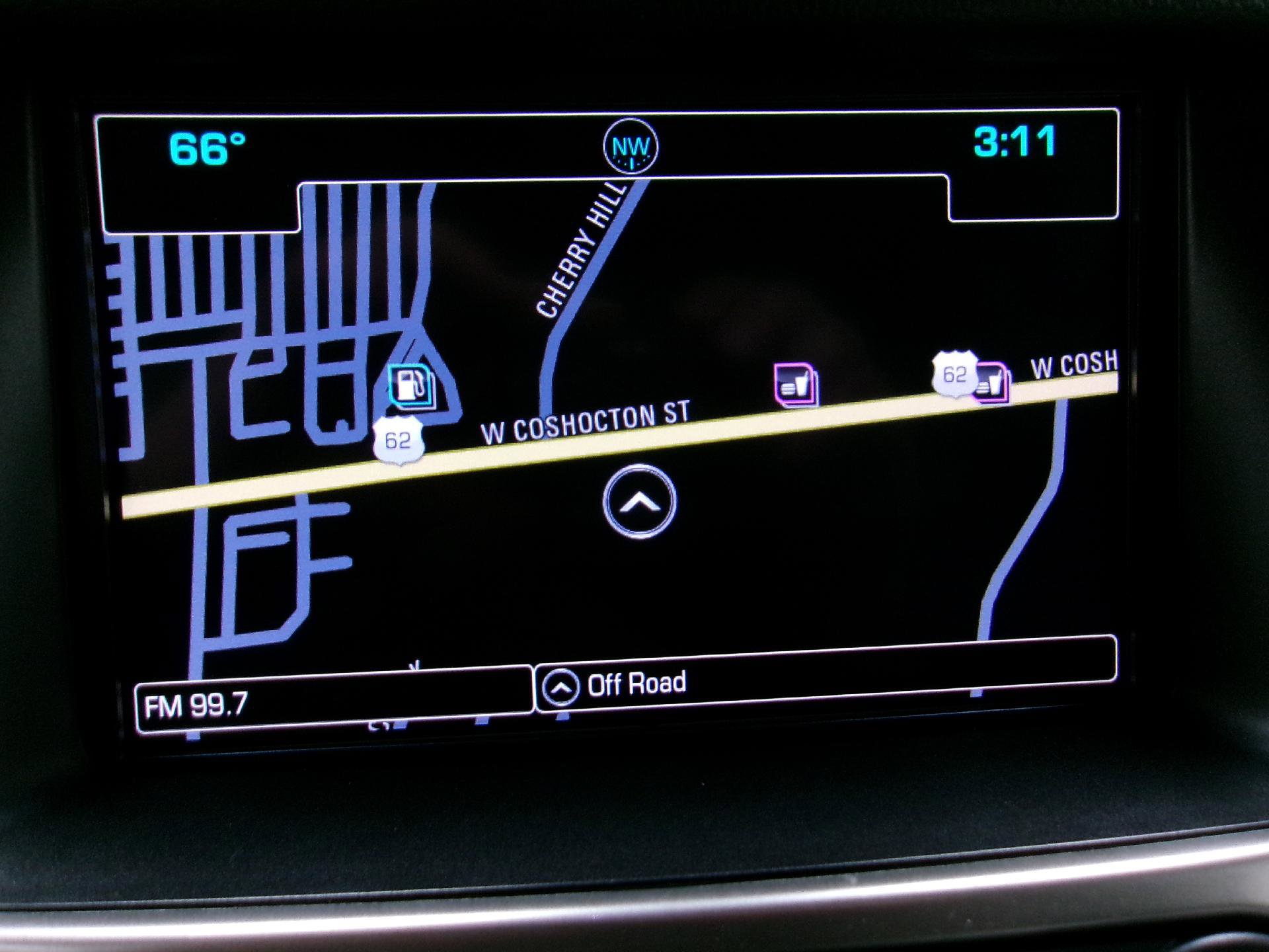 Used 2018 Chevrolet Suburban LT image 5