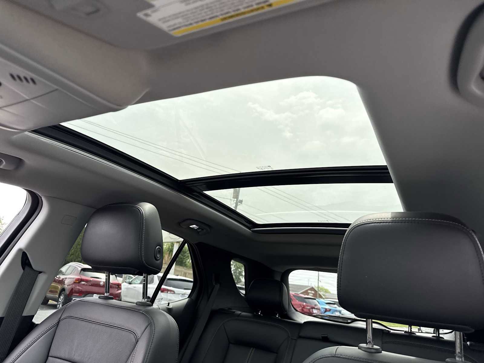 Certified 2022 Chevrolet Equinox Premier FWD image 16
