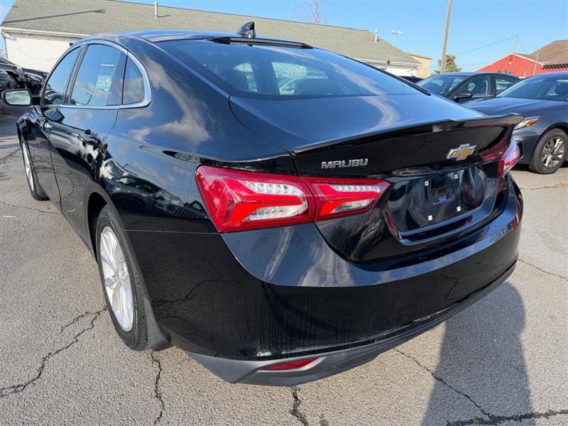 Used 2020 Chevrolet Malibu LT image 4