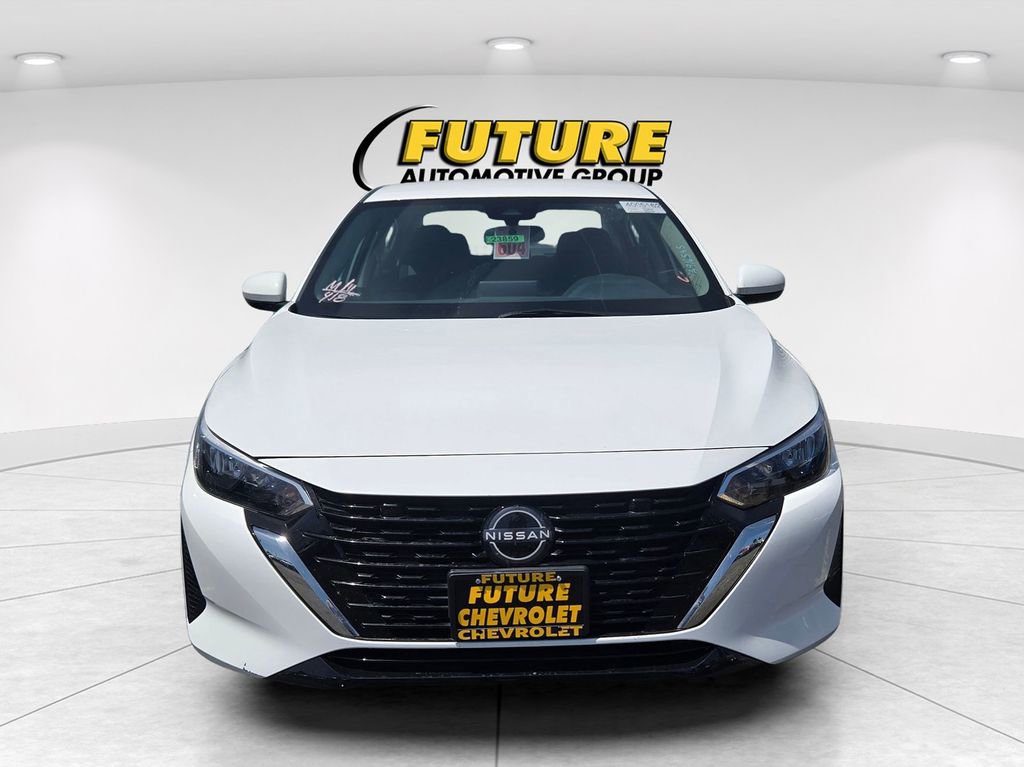 Used 2024 Nissan Sentra SV FWD image 3