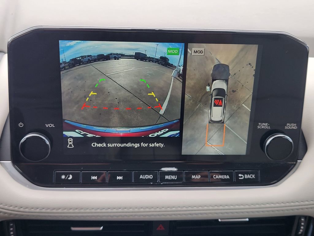 Used 2023 Nissan Rogue SL w/ SL Premium Package image 17