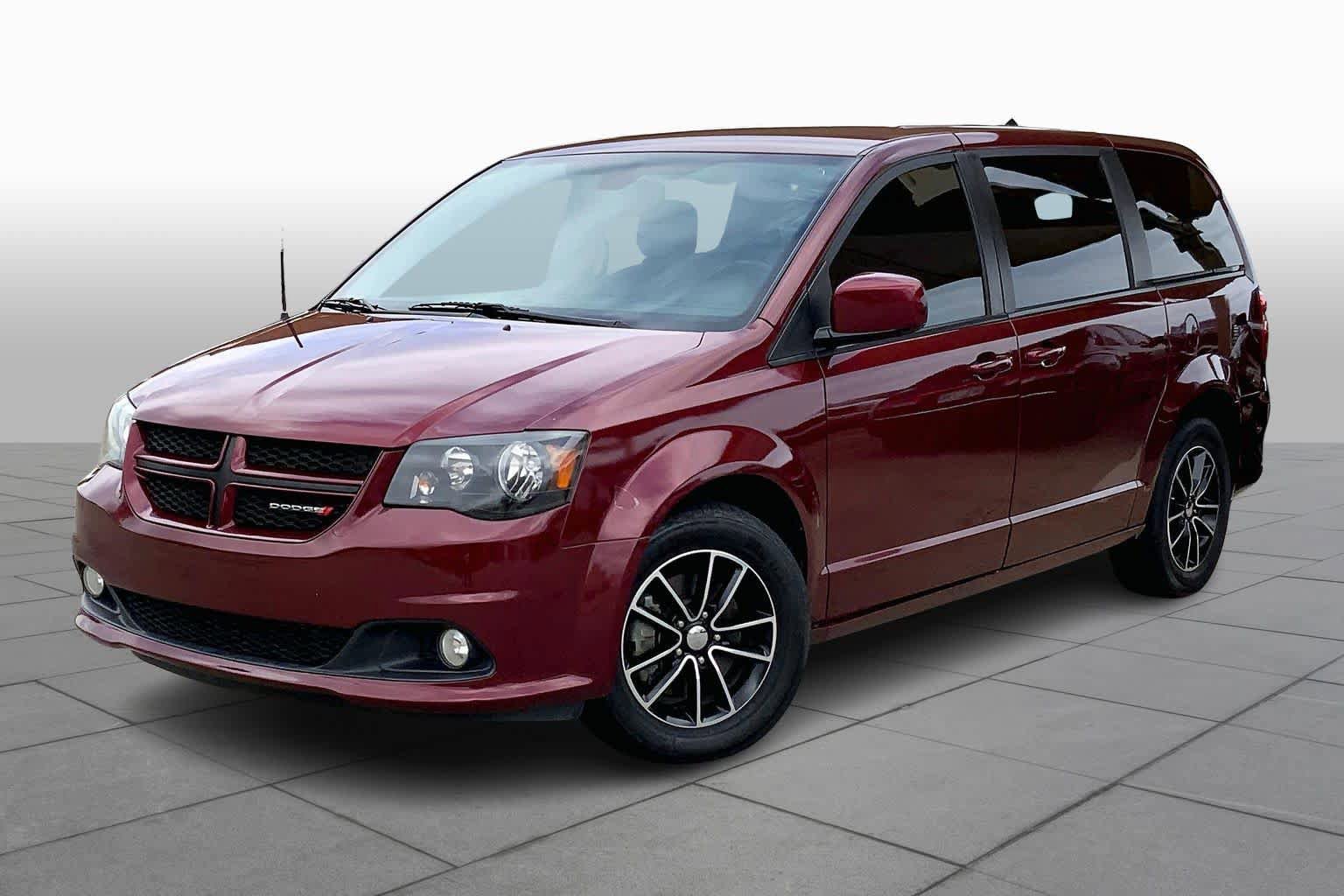 Used 2019 Dodge Grand Caravan GT image 1