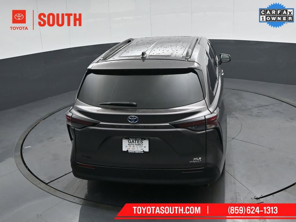 Used 2023 Toyota Sienna XLE image 52