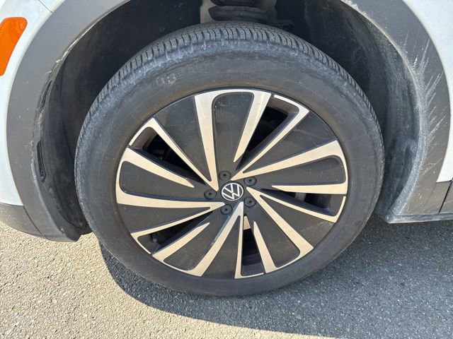 Used 2024 Volkswagen ID.4 Pro AWD/4WD image 5