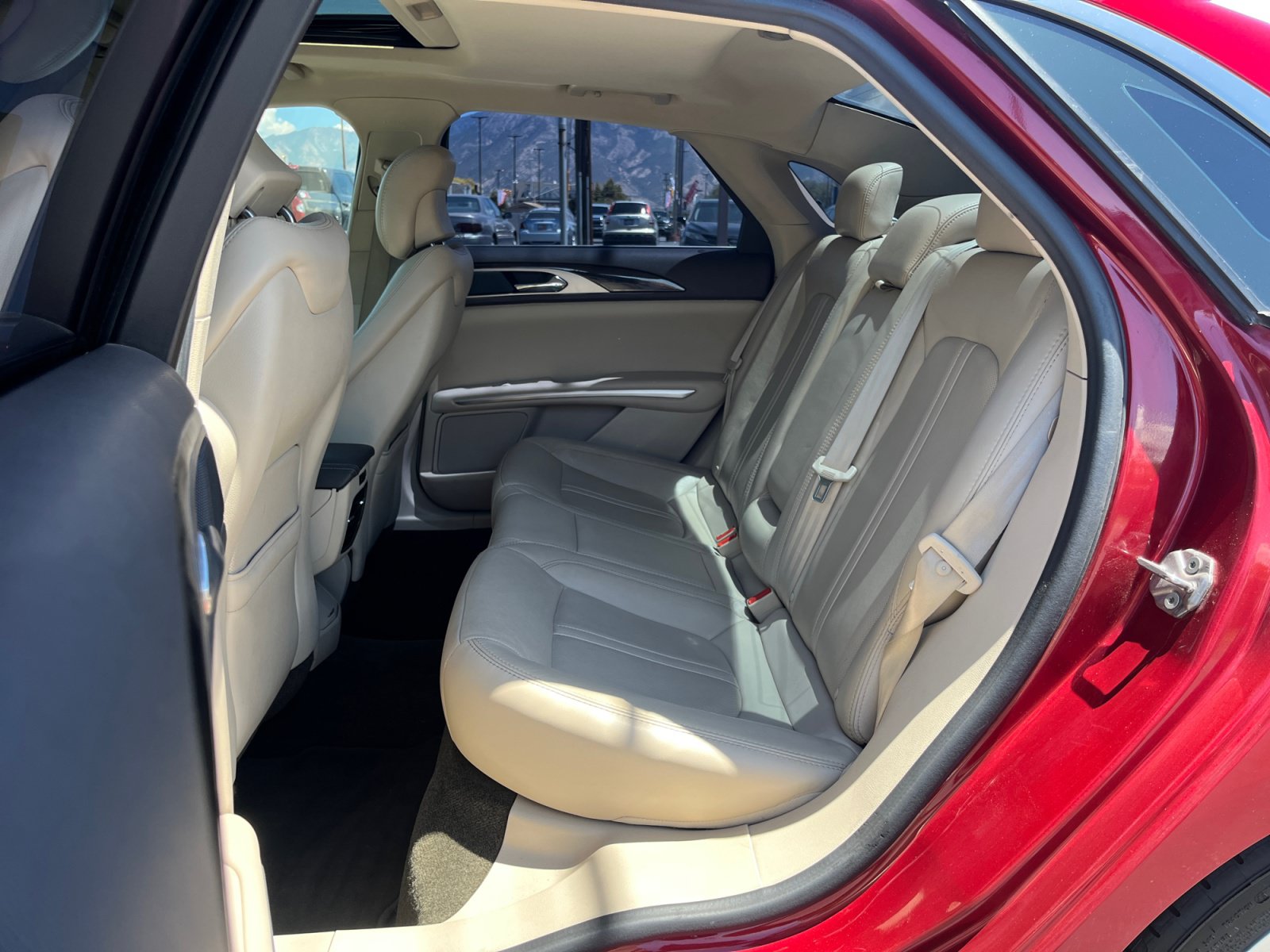Used 2016 Lincoln MKZ w/ Equipment Group 300A Reserve FWD image 25