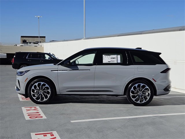 New 2026 Lincoln Nautilus Reserve image 4