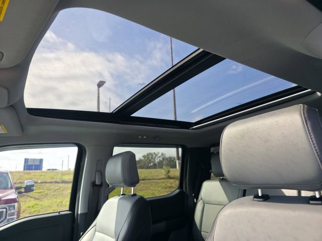 Used 2025 Ford F150 Lariat w/ Equipment Group 501A Mid image 15