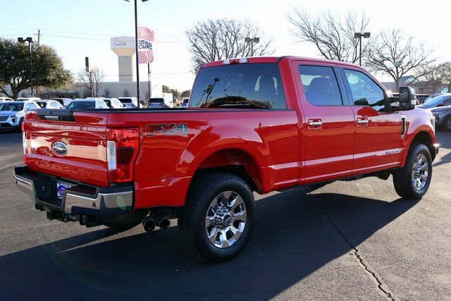 Used 2019 Ford F250 Lariat w/ Chrome Package image 16