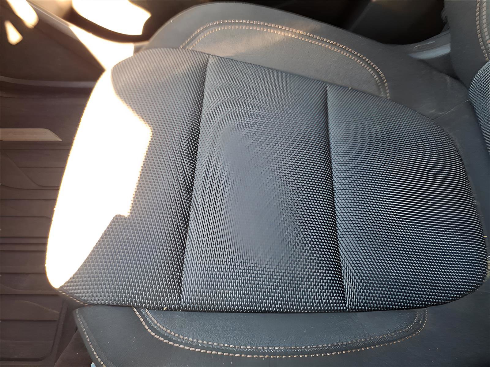 Used 2021 Chevrolet Traverse LT image 26