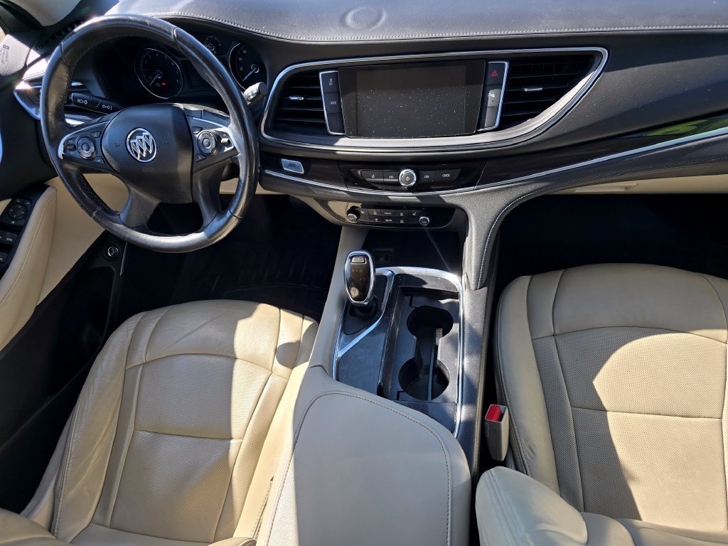 Used 2019 Buick Enclave Essence AWD/4WD image 18