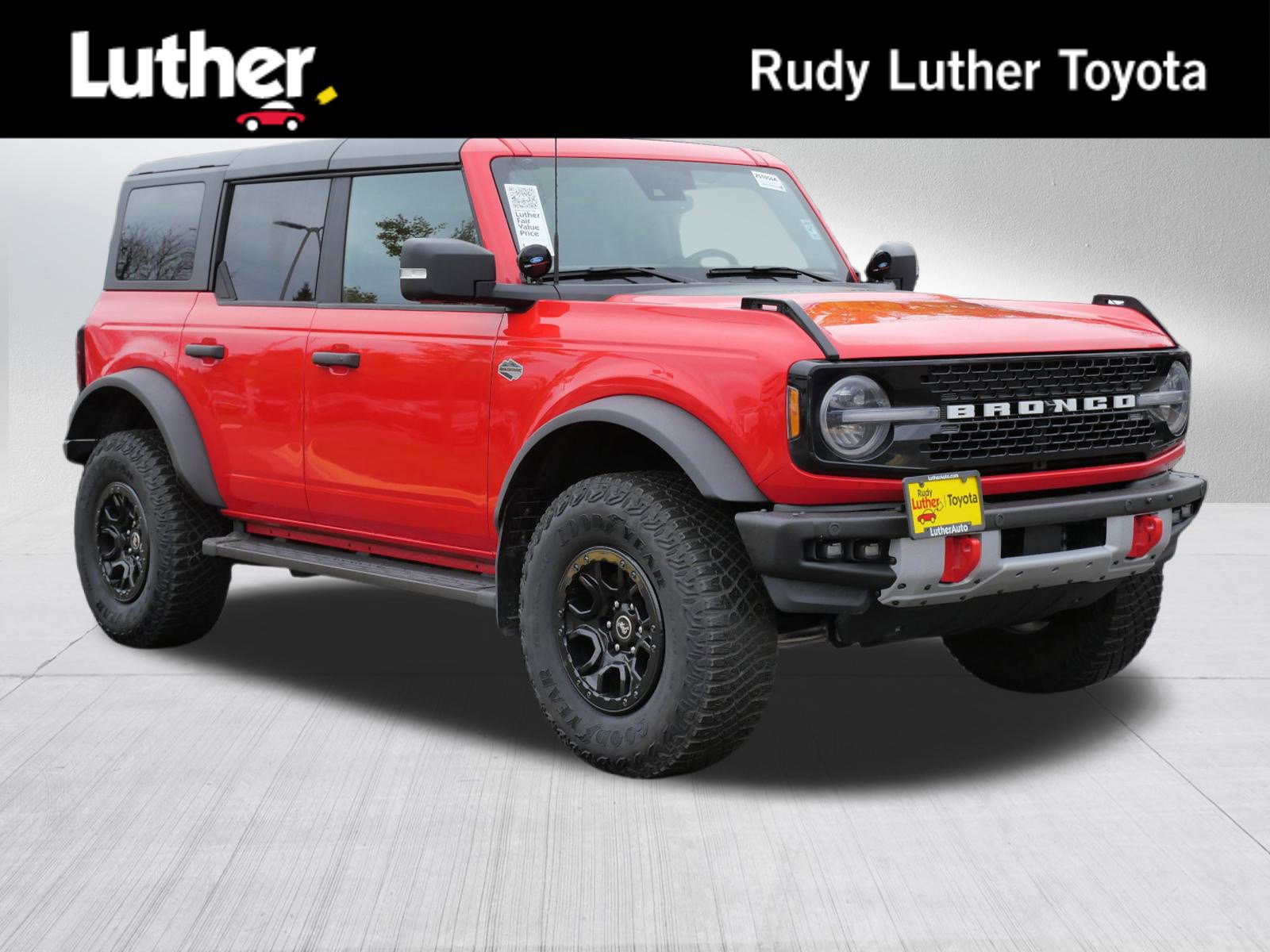 Used 2022 Ford Bronco Wildtrak image 1