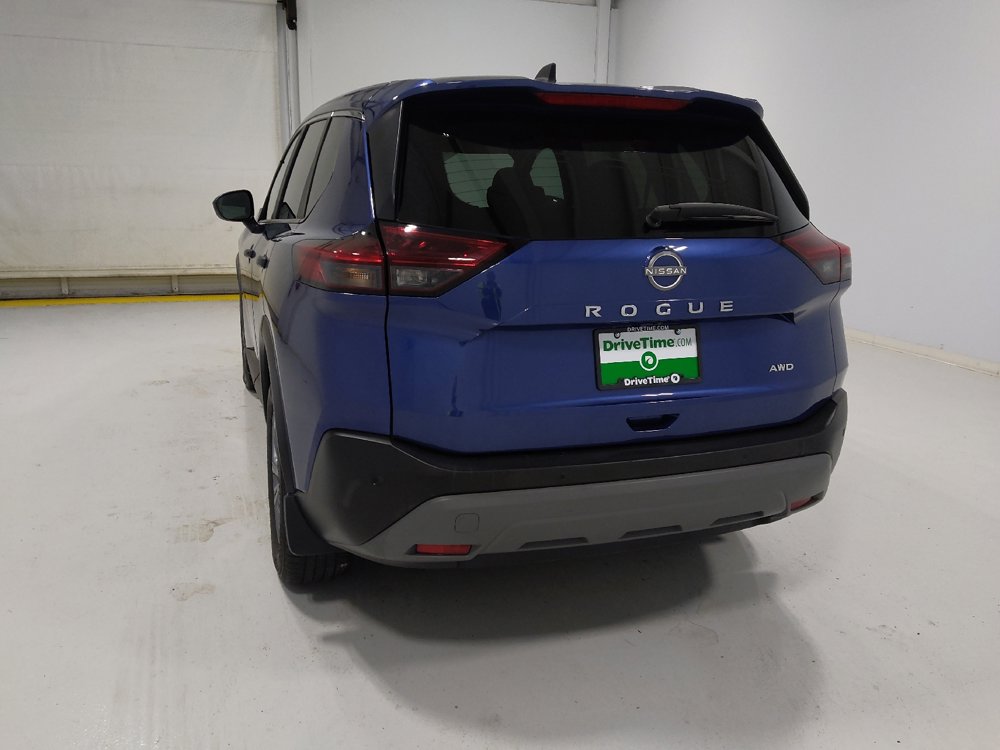 Used 2023 Nissan Rogue S image 6
