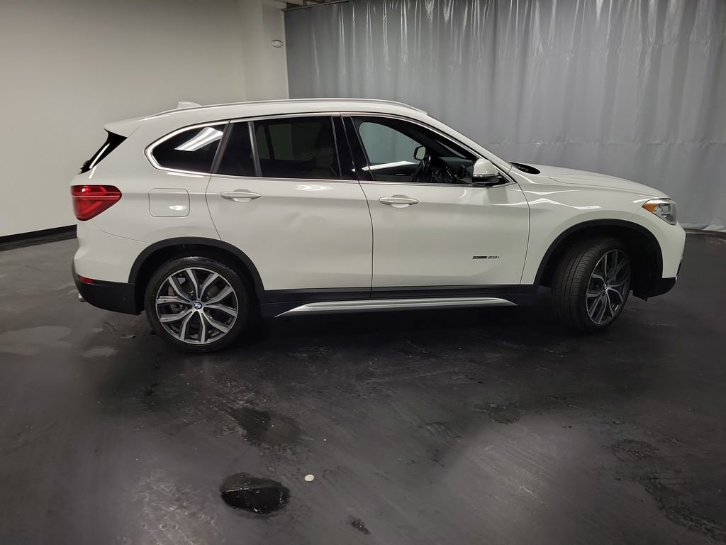 Used 2018 BMW X1 sDrive28i FWD image 10