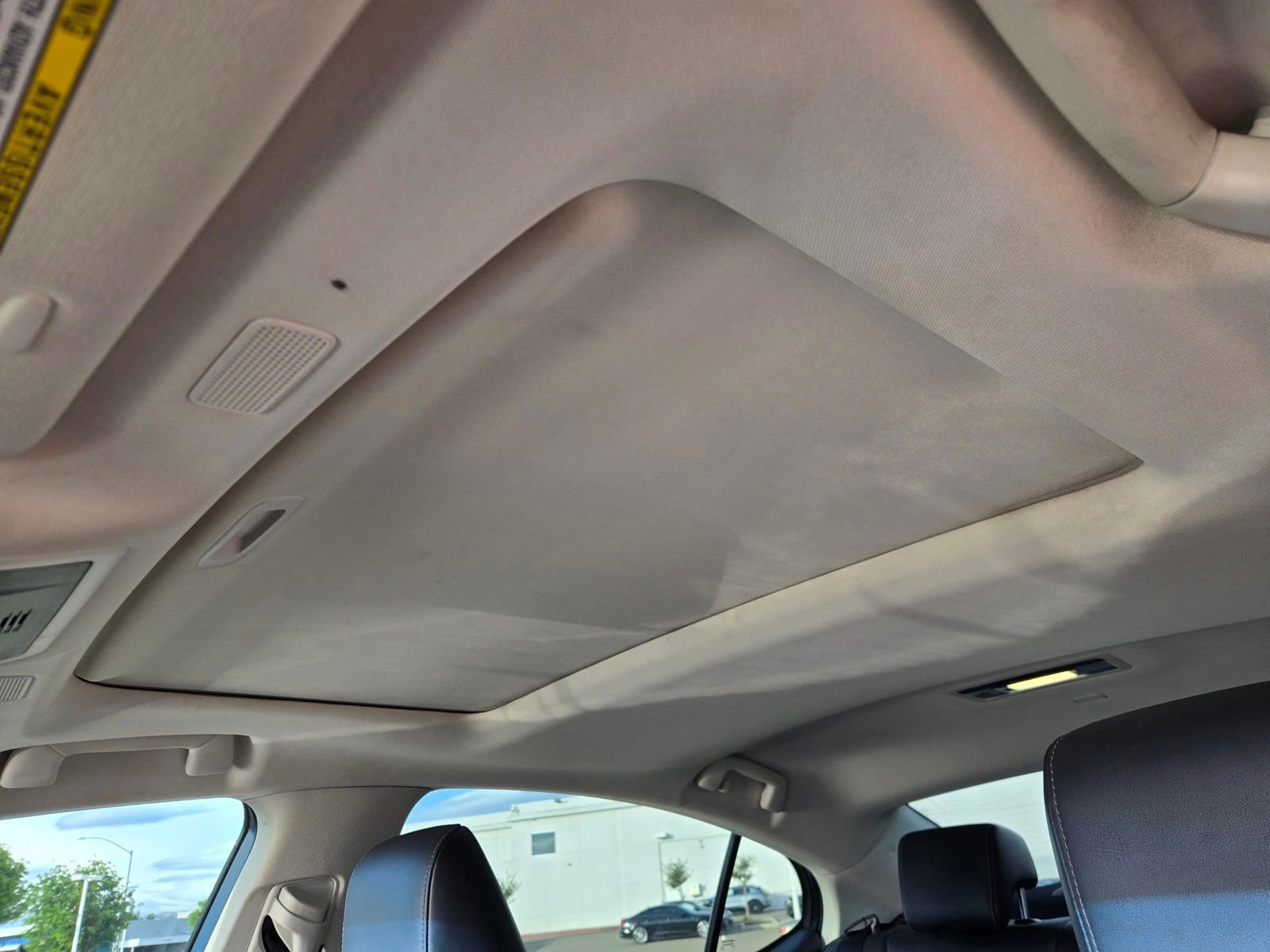 Used 2024 Lexus ES 300h w/ Premium Package image 16