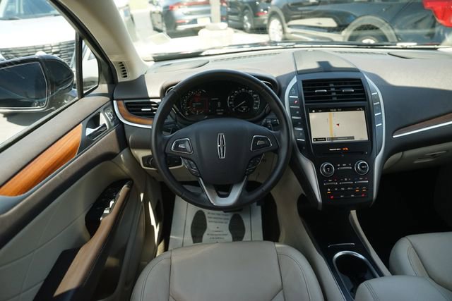 Used 2019 Lincoln MKC Select w/ Select Plus Package FWD image 22