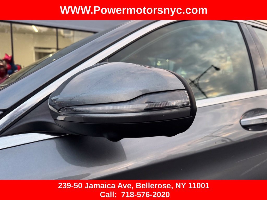 Used 2020 Mercedes-Benz C 300 Sedan image 10