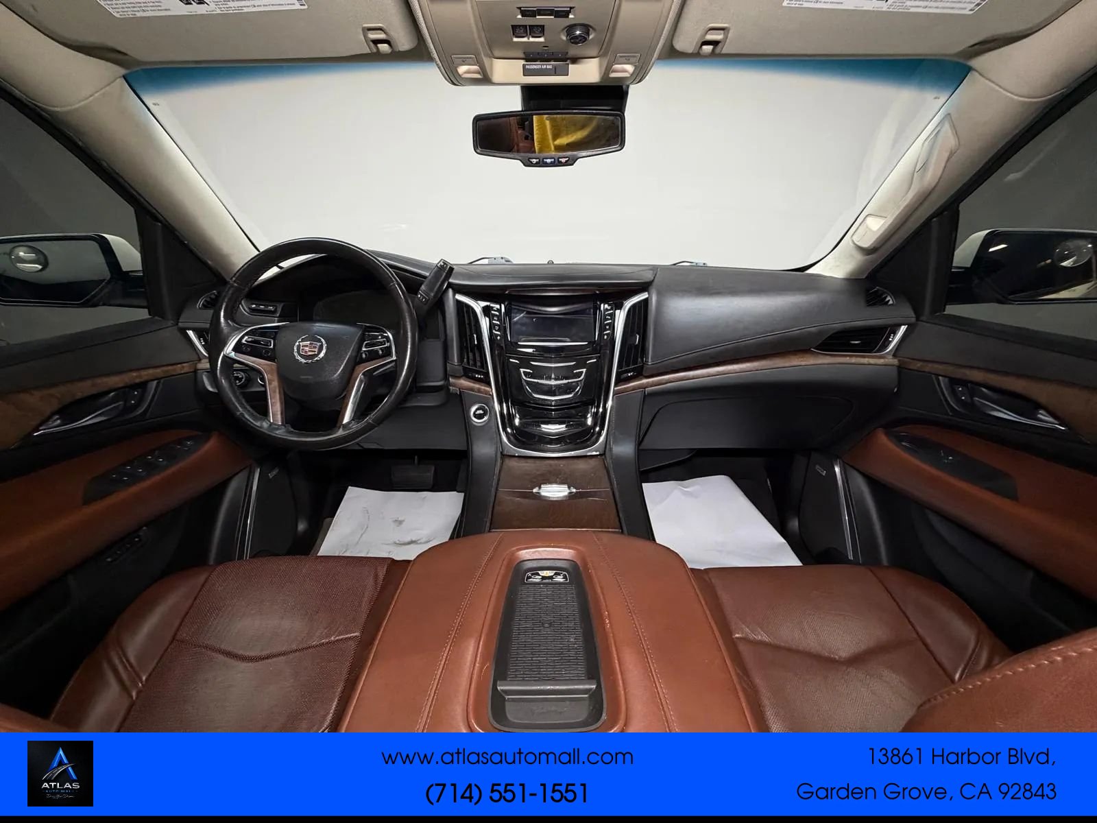 Used 2015 Cadillac Escalade Premium AWD/4WD image 24