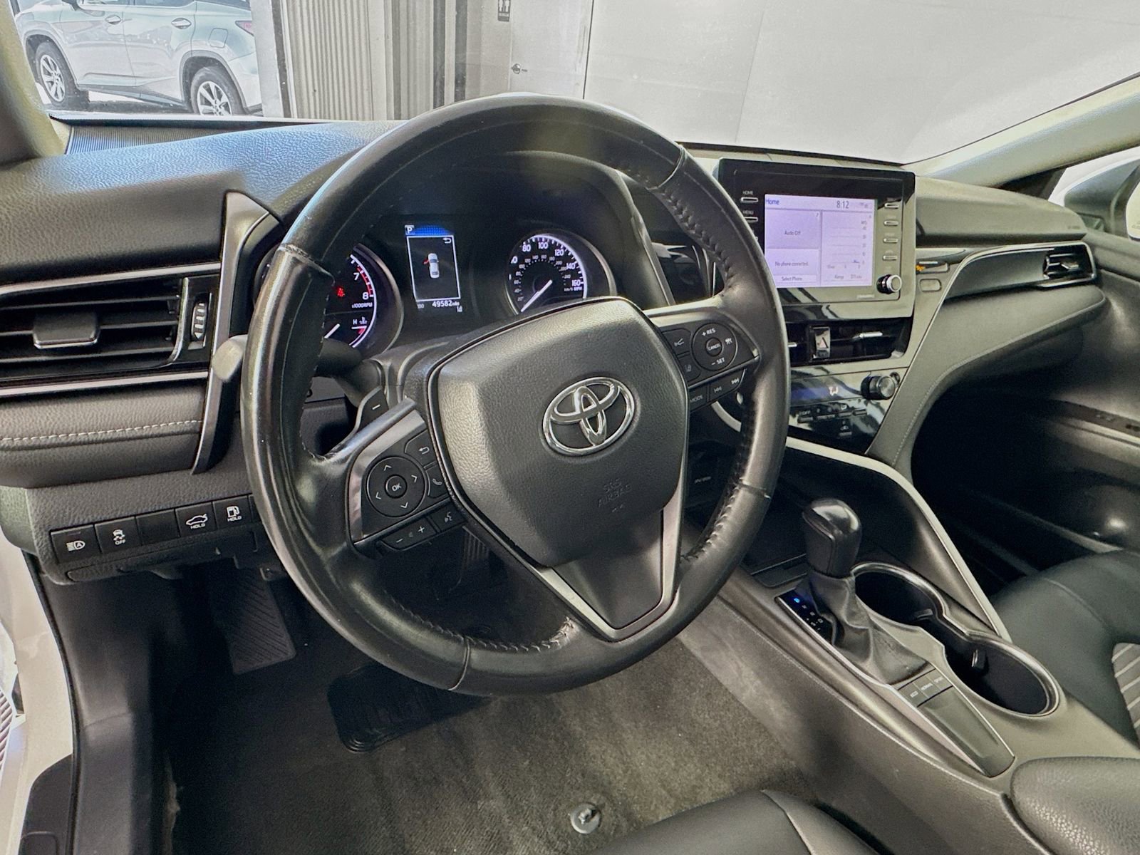 Used 2024 Toyota Camry SE FWD image 8