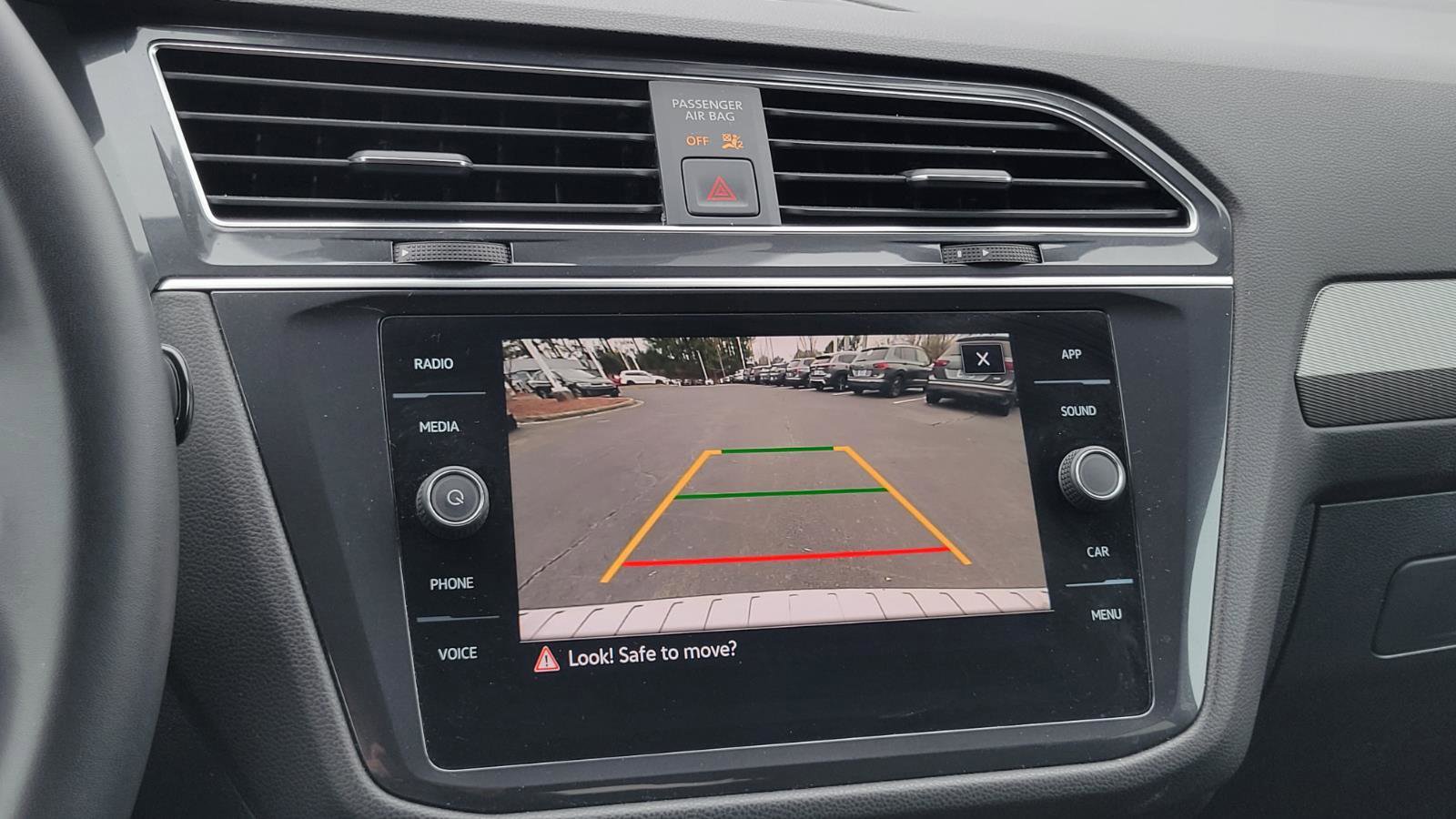 Certified 2023 Volkswagen Tiguan SE image 28