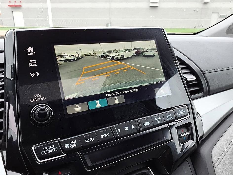Used 2023 Honda Odyssey EX-L image 27