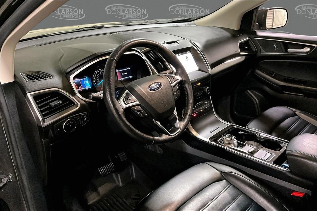 Used 2019 Ford Edge SEL w/ Equipment Group 201A image 17