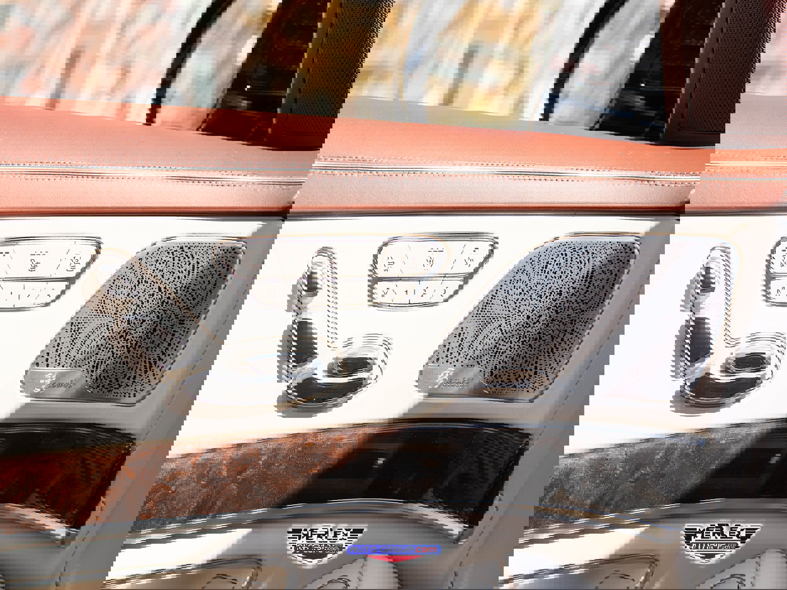 Used 2018 Mercedes-Benz S 560 4MATIC Sedan w/ Premium Package image 43