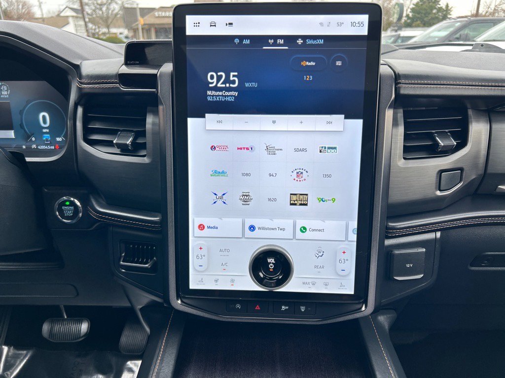 Used 2022 Ford Expedition Platinum image 31