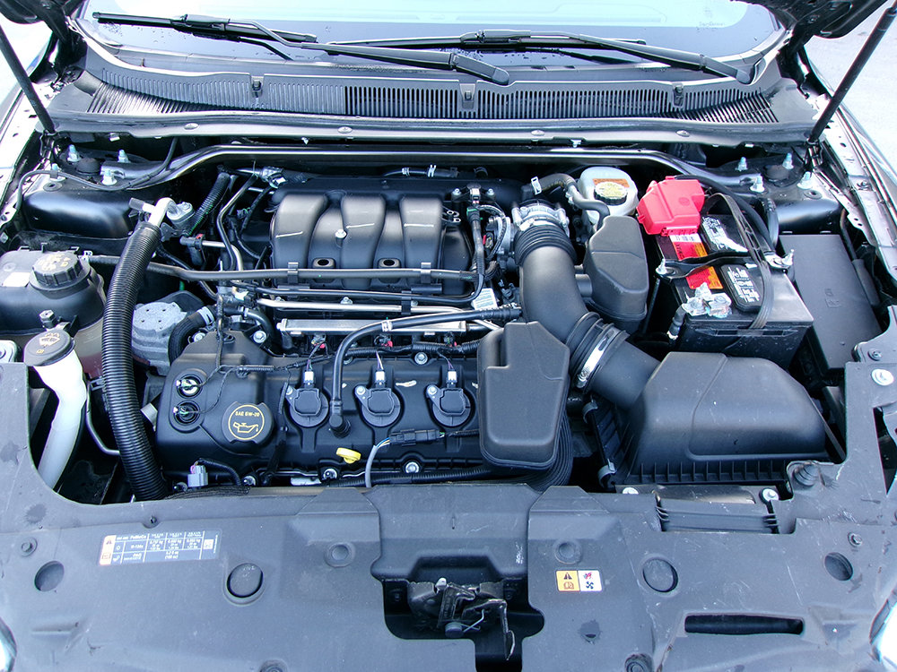 Used 2018 Ford Taurus SEL w/ Equipment Group 201A image 20