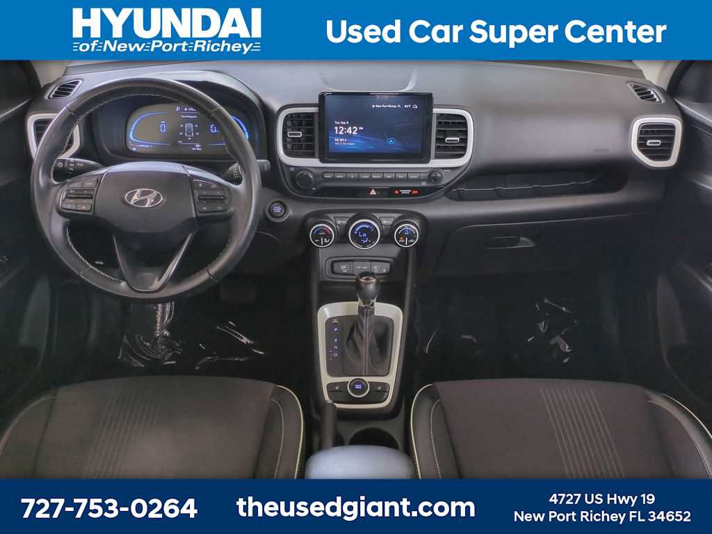 Certified 2024 Hyundai Venue Limited FWD image 16