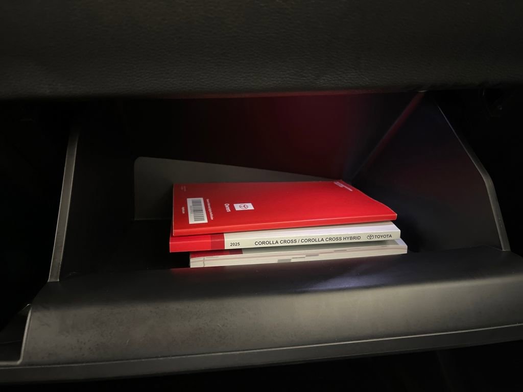 Certified 2025 Toyota Corolla Cross AWD Hybrid image 25