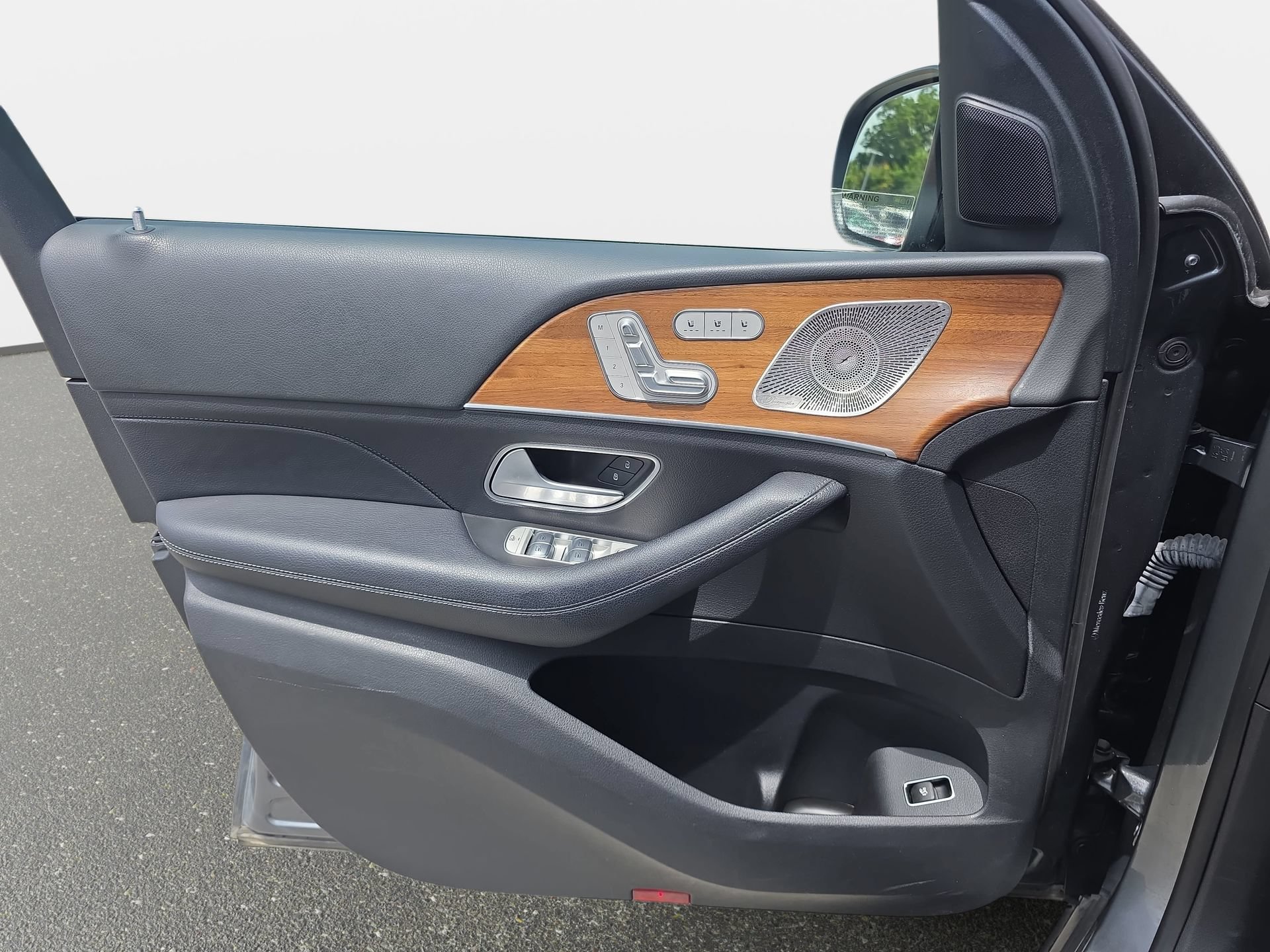 Certified 2021 Mercedes-Benz GLS 450 4MATIC image 26