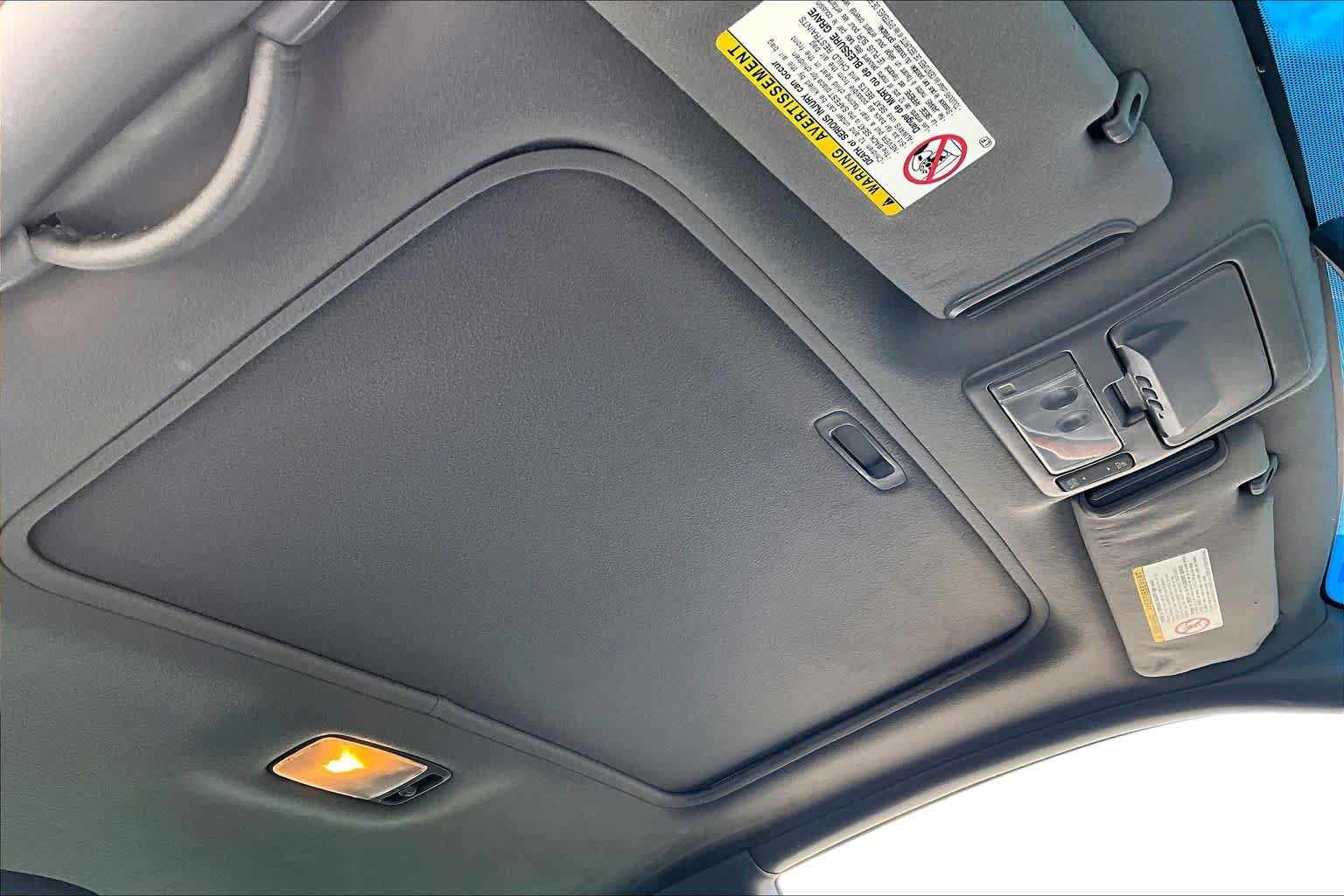 Used 2003 Toyota Solara SLE FWD image 13