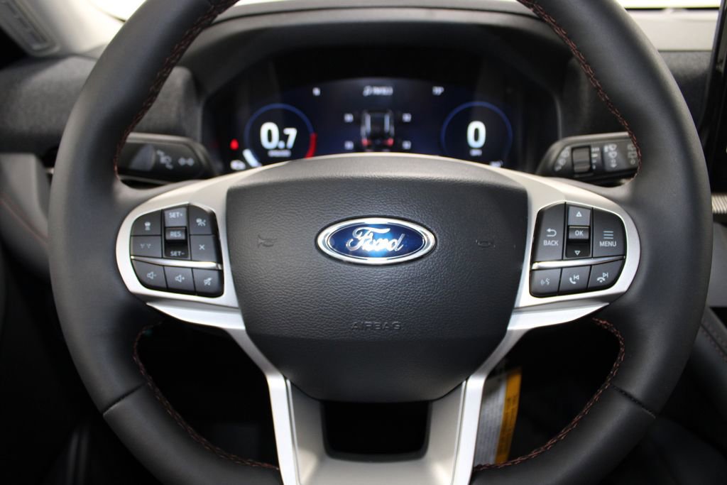 New 2026 Ford Explorer Active RWD image 36