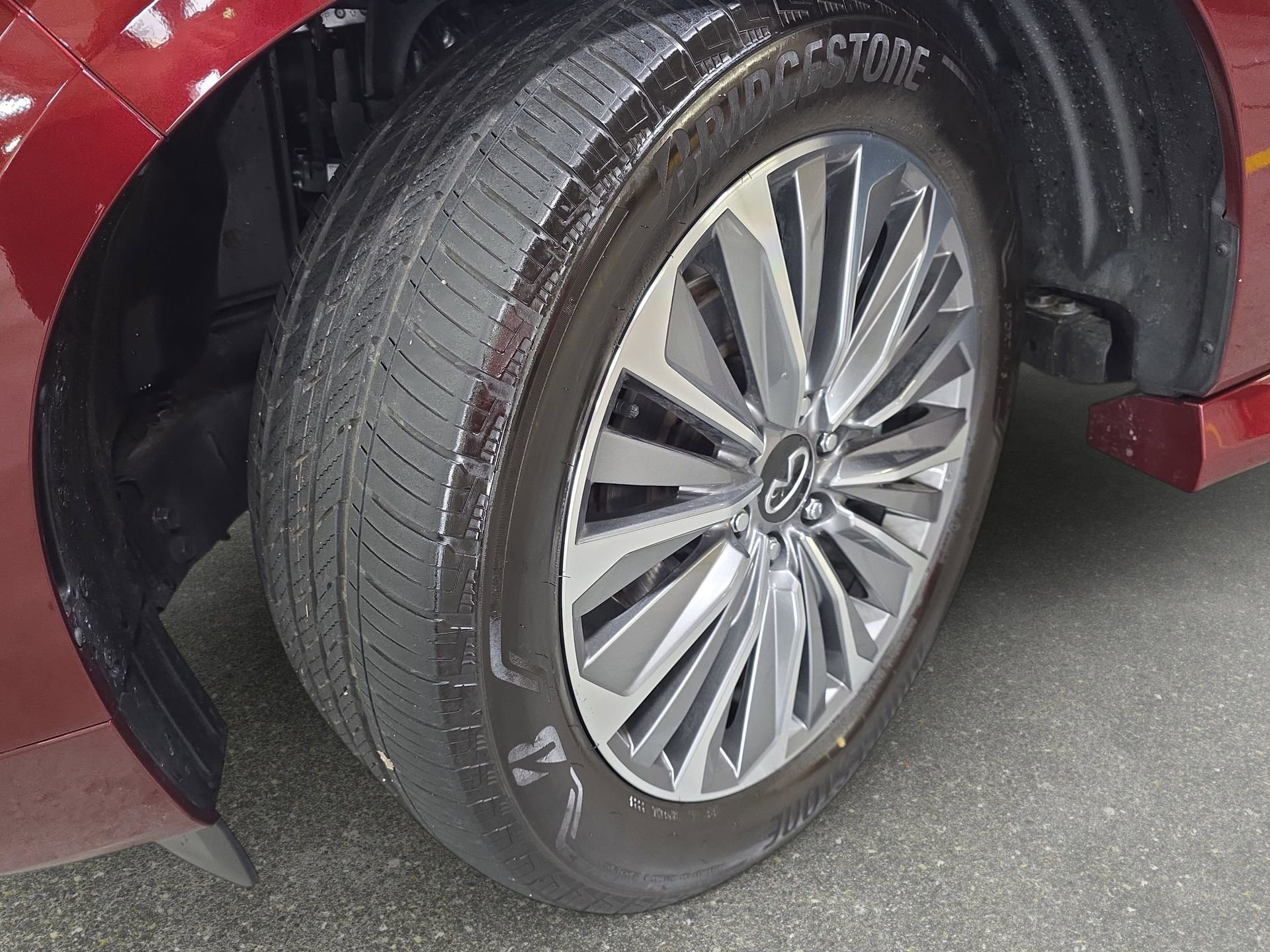 Certified 2025 INFINITI QX80 Sensory AWD/4WD image 31